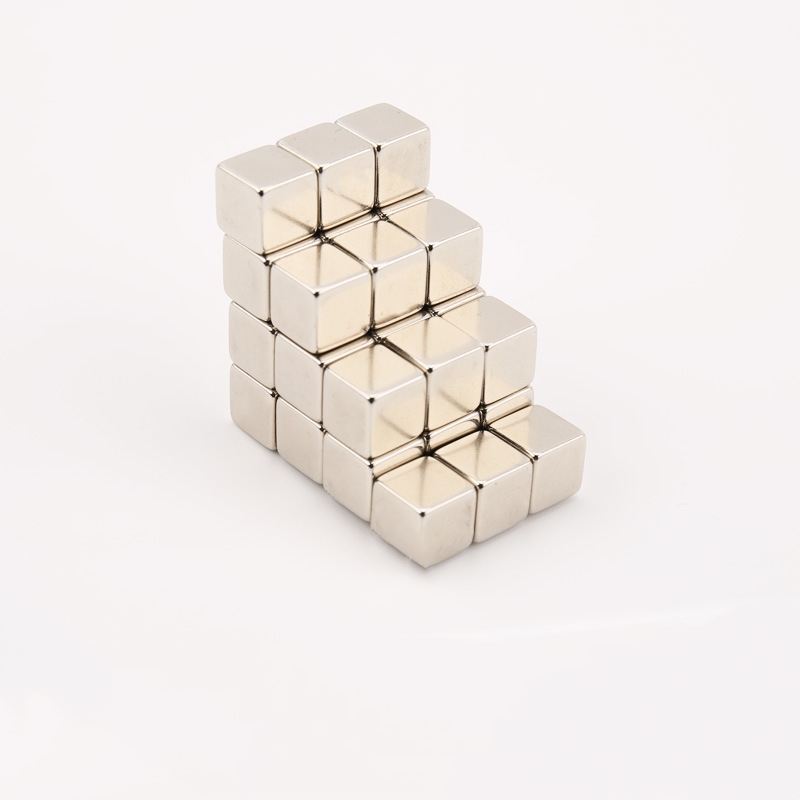 starka magneter för sällsynta jordartsmetaller